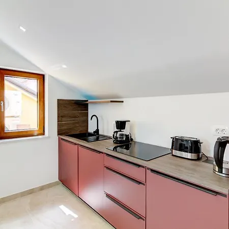 Rote Zora Apartman Zengg Kültér fotó