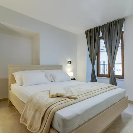 Rote Zora Apartman Zengg Kültér fotó
