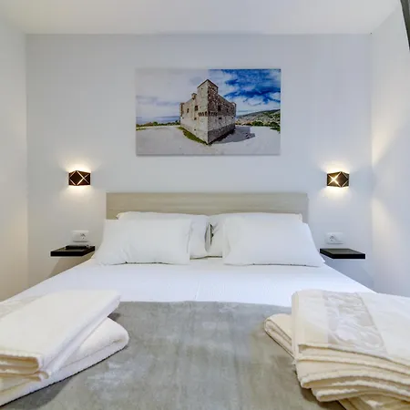 Rote Zora Apartman Zengg Kültér fotó