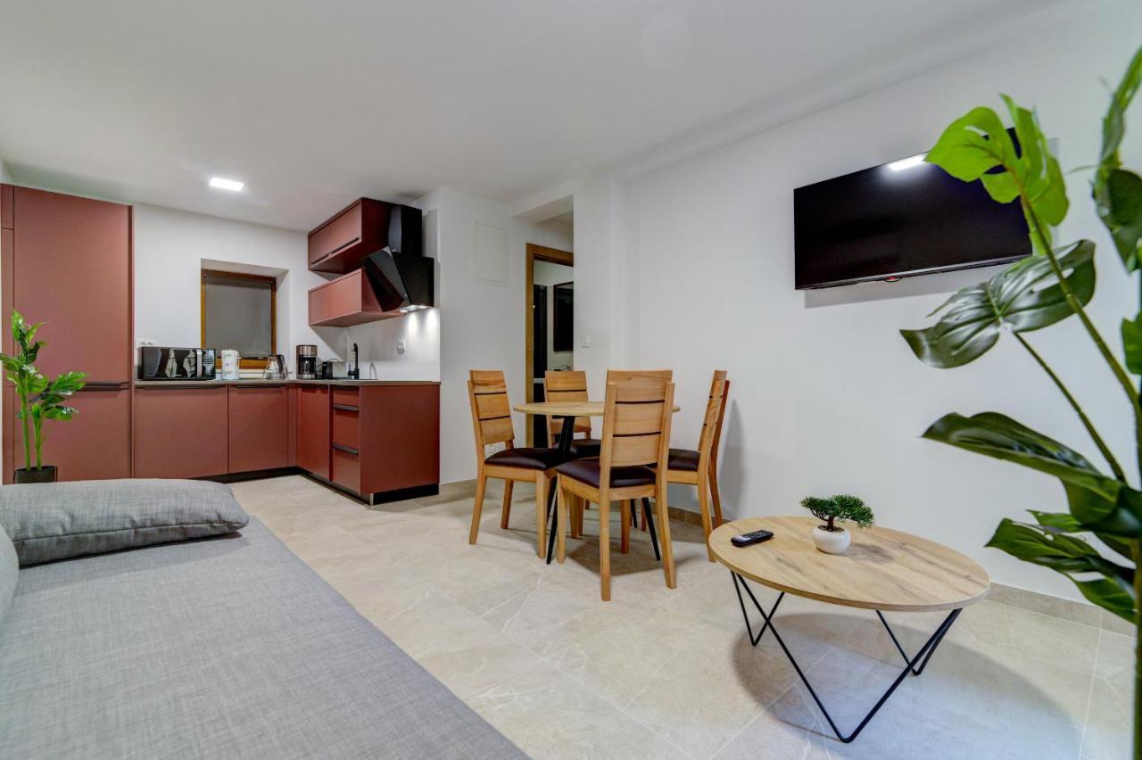 Apartment Rote Zora *